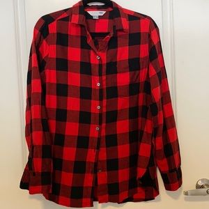 Old Navy black and red plaid button up shirt